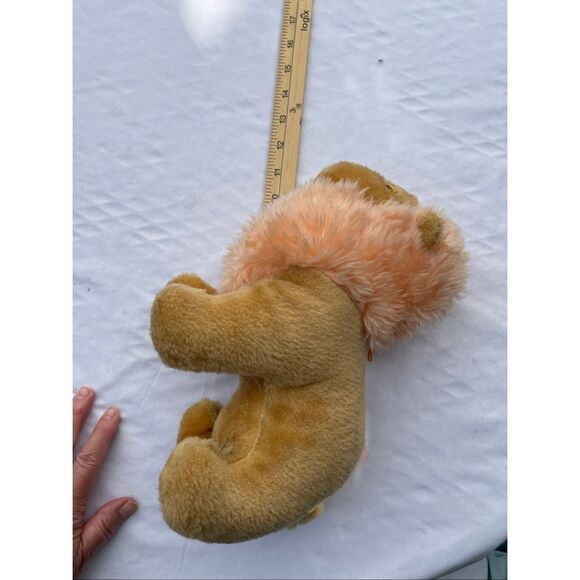 Vintage B.J. Toy Co. plush lion - Picture 8 of 9